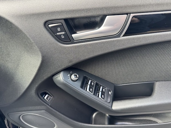 Used Audi A4 2014 for sale - 76185567: Photo 17