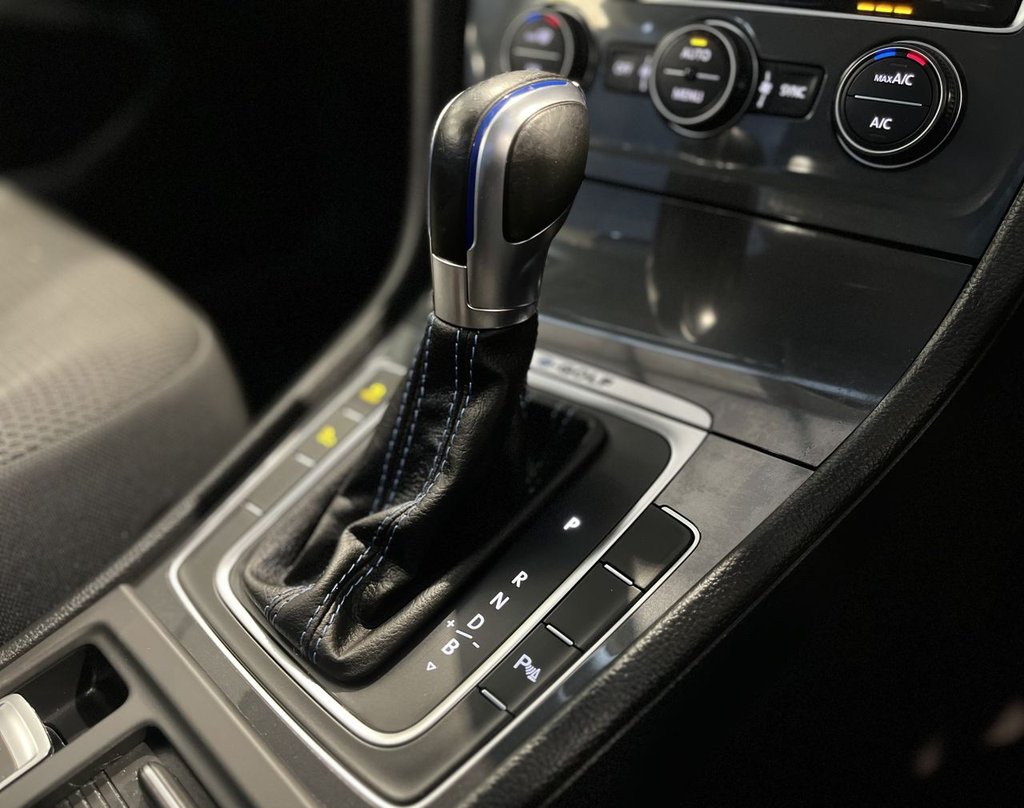 Used Volkswagen Golf 2019 for sale - 77480161: Photo 42