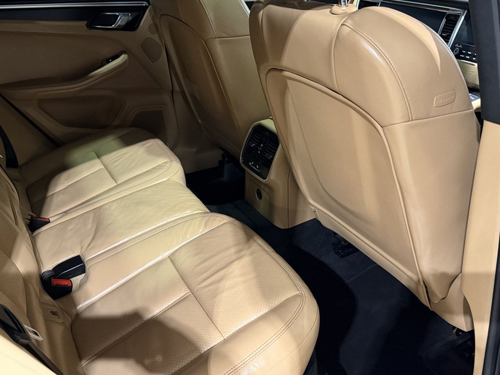 Used Porsche Macan 2018 for sale - 77133121: Photo 11