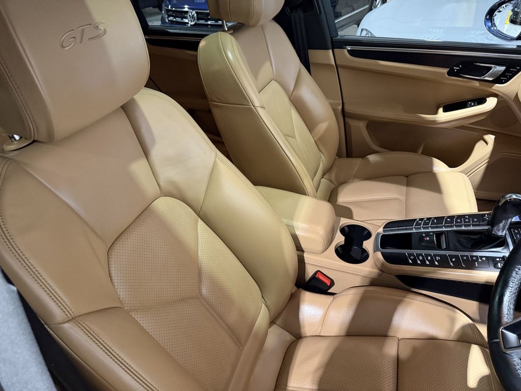 Used Porsche Macan 2018 for sale - 77133121: Photo 12