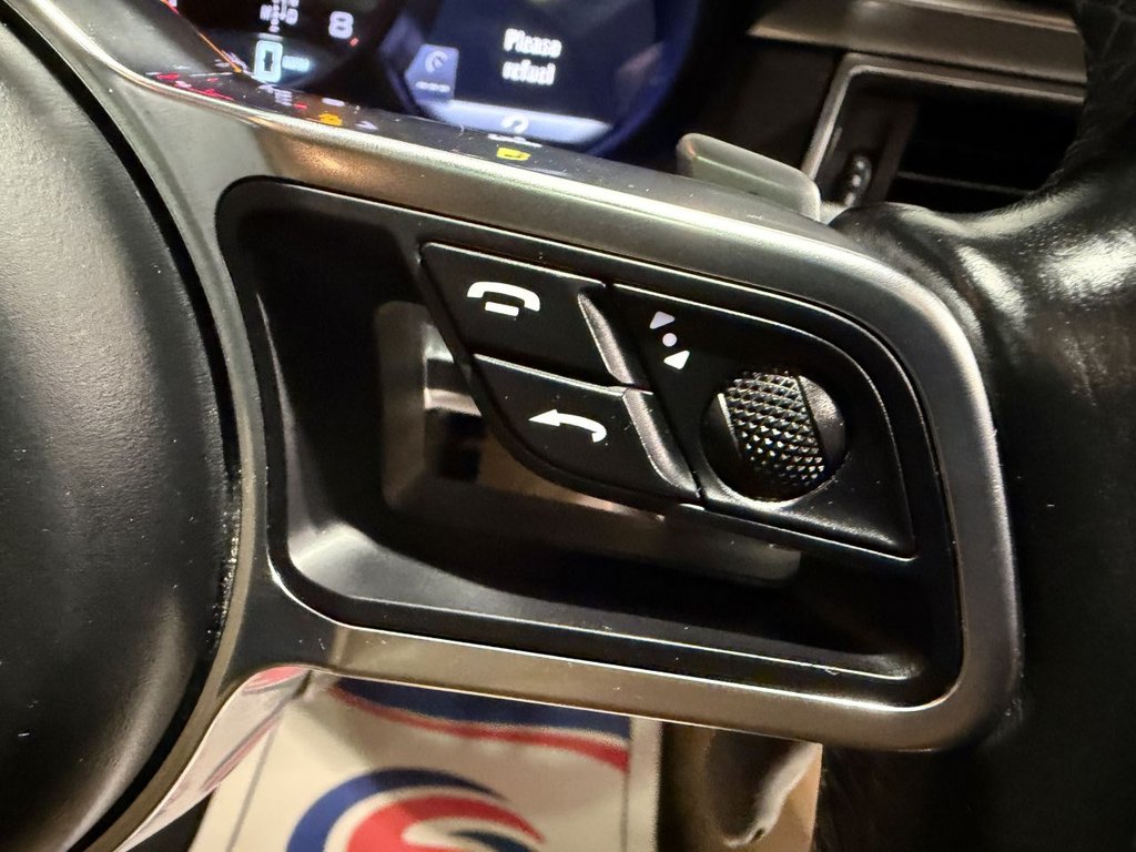 Used Porsche Macan 2018 for sale - 77133121: Photo 34