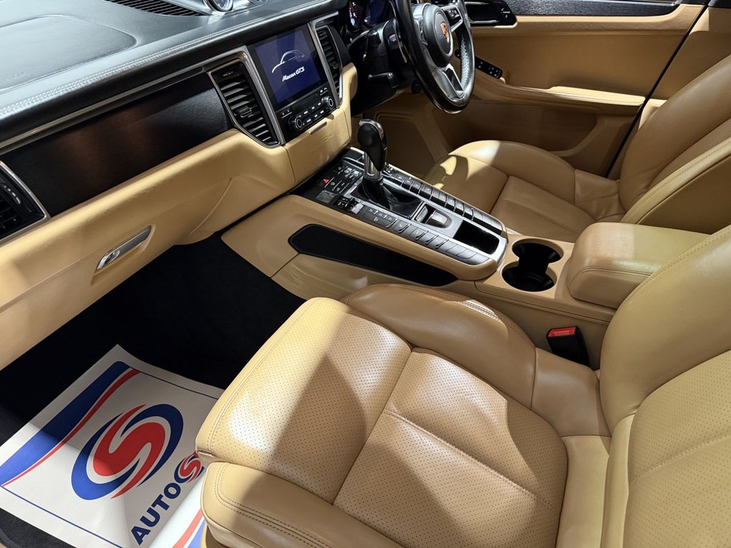 Used Porsche Macan 2018 for sale - 77133121: Photo 9