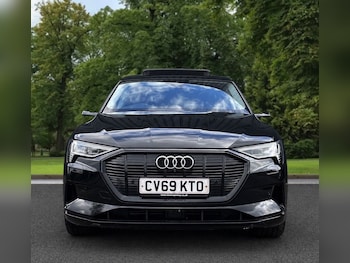 Used Audi e-tron 2019 for sale - 78320438: Photo