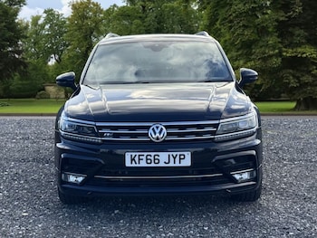 Used Volkswagen Tiguan 2016 for sale - 76245413: Photo