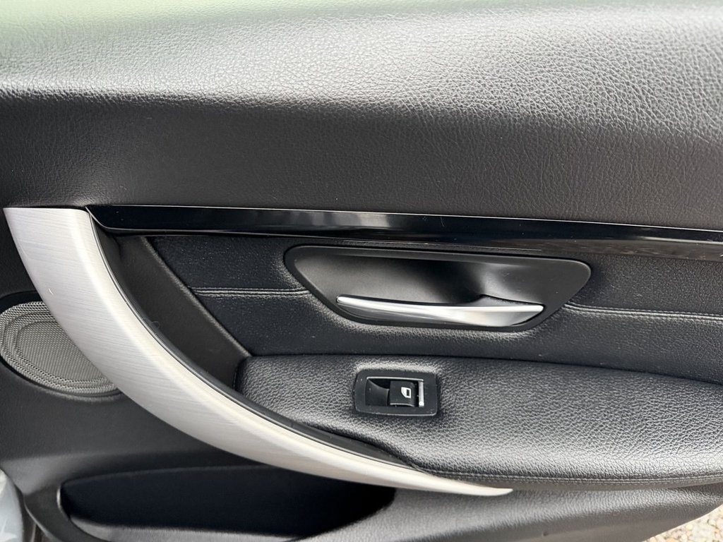 Used BMW 3 Series 2017 for sale - 76582843: Photo 35