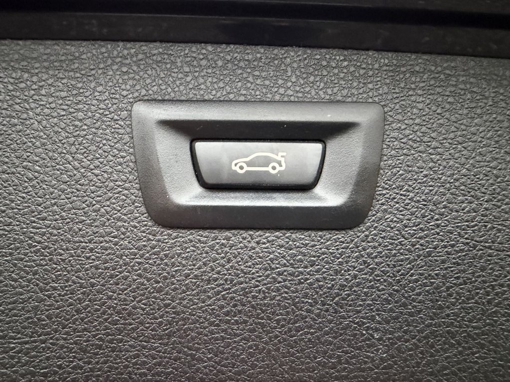 Used BMW 3 Series 2017 for sale - 76582843: Photo 37