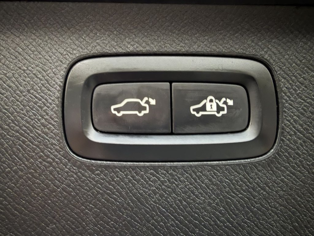 Used Volvo XC90 2017 for sale - 77007564: Photo 38