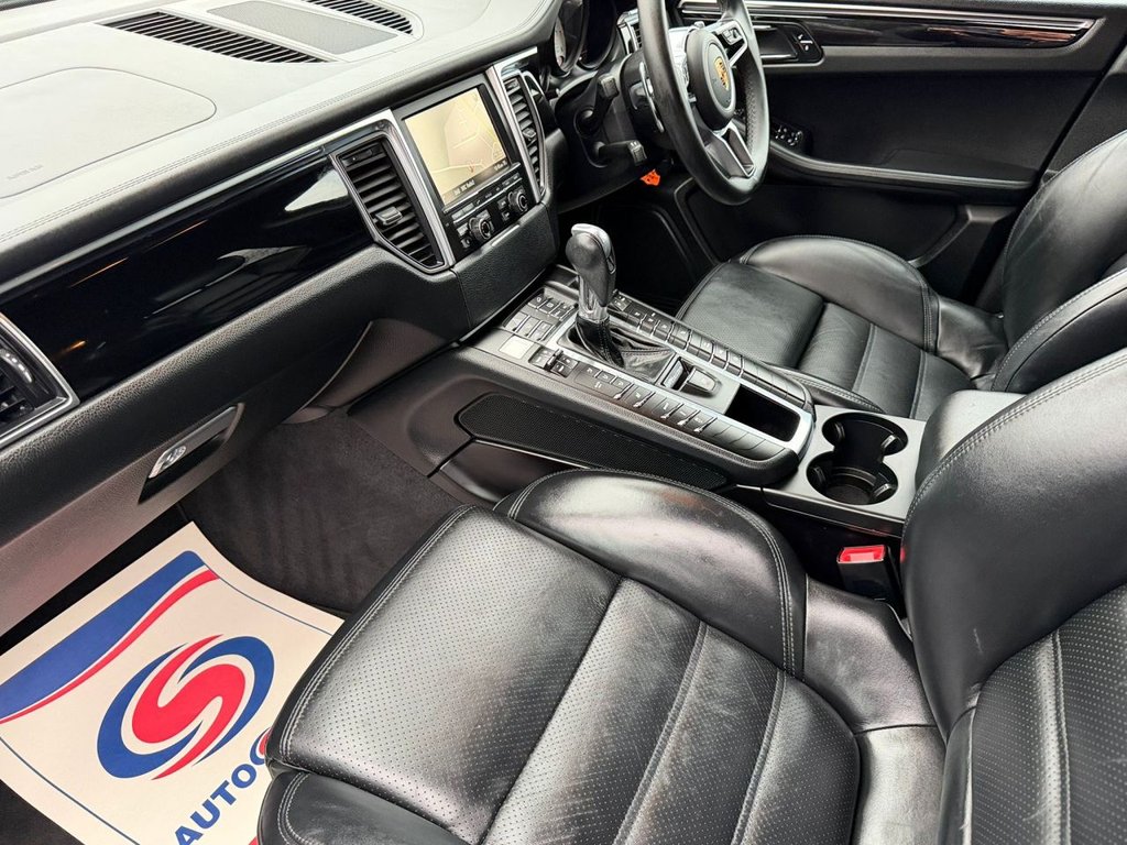 Used Porsche Macan 2015 for sale - 77218570: Photo 11