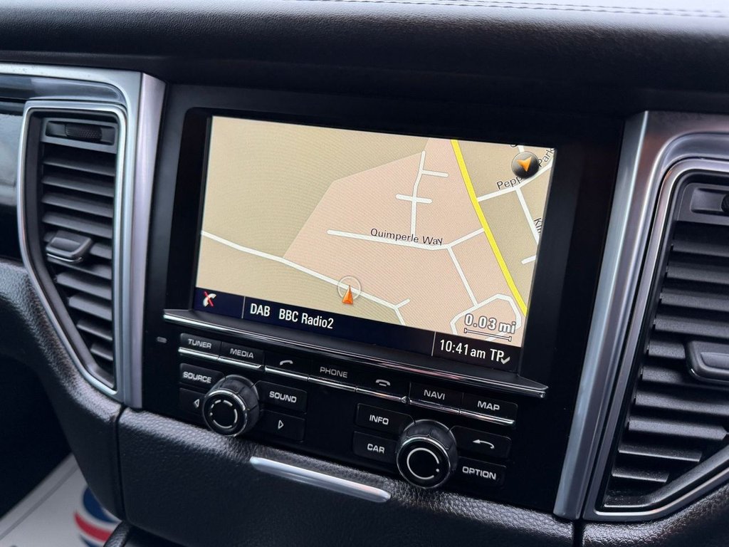 Used Porsche Macan 2015 for sale - 77218570: Photo 22