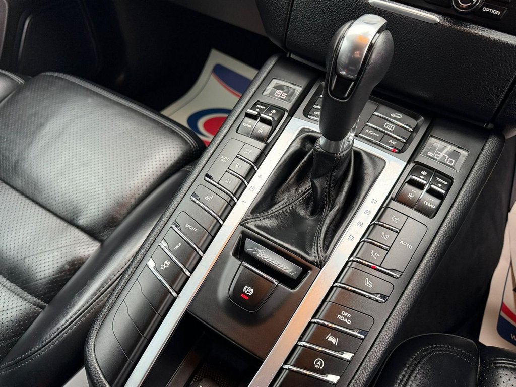 Used Porsche Macan 2015 for sale - 77218570: Photo 23