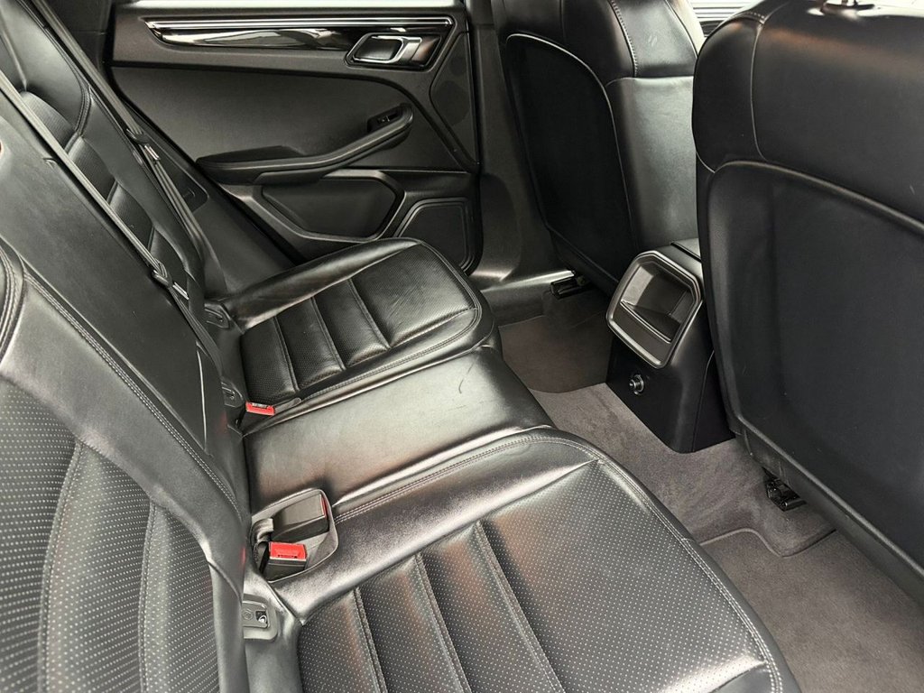 Used Porsche Macan 2015 for sale - 77218570: Photo 28