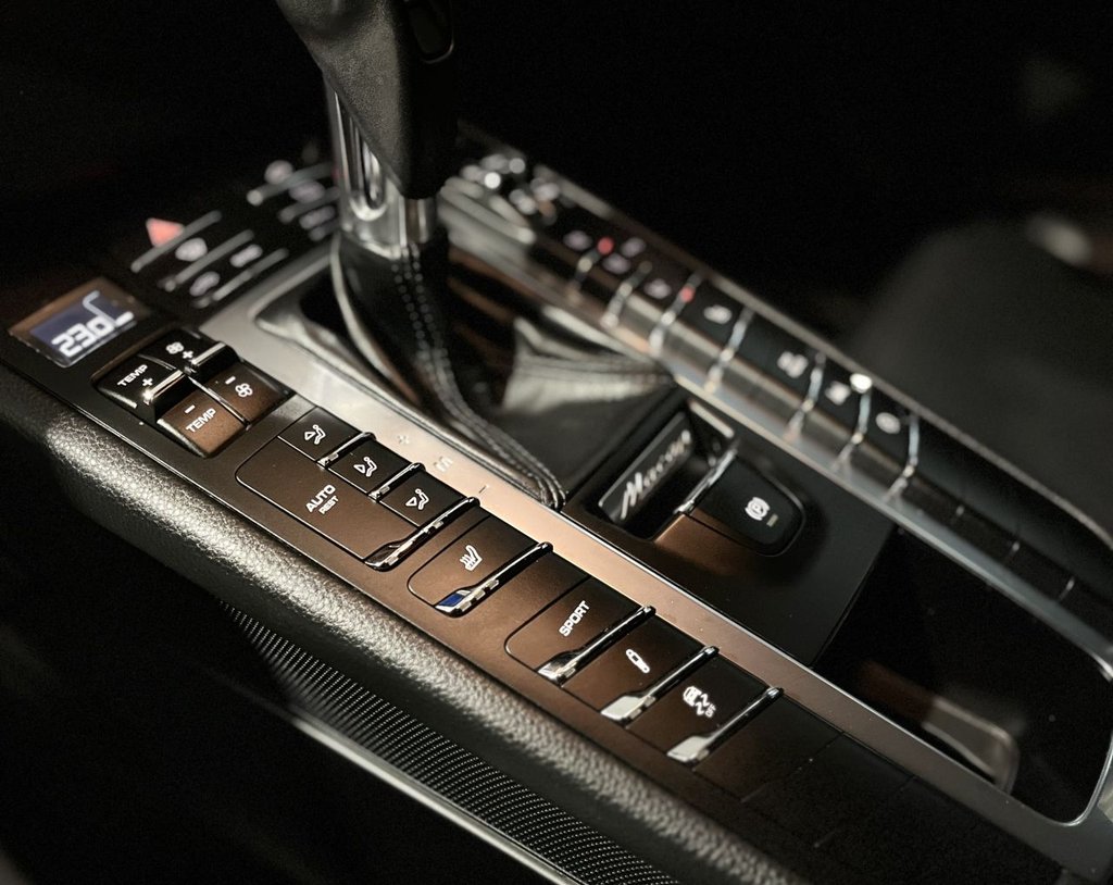 Used Porsche Macan 2015 for sale - 77218570: Photo 48