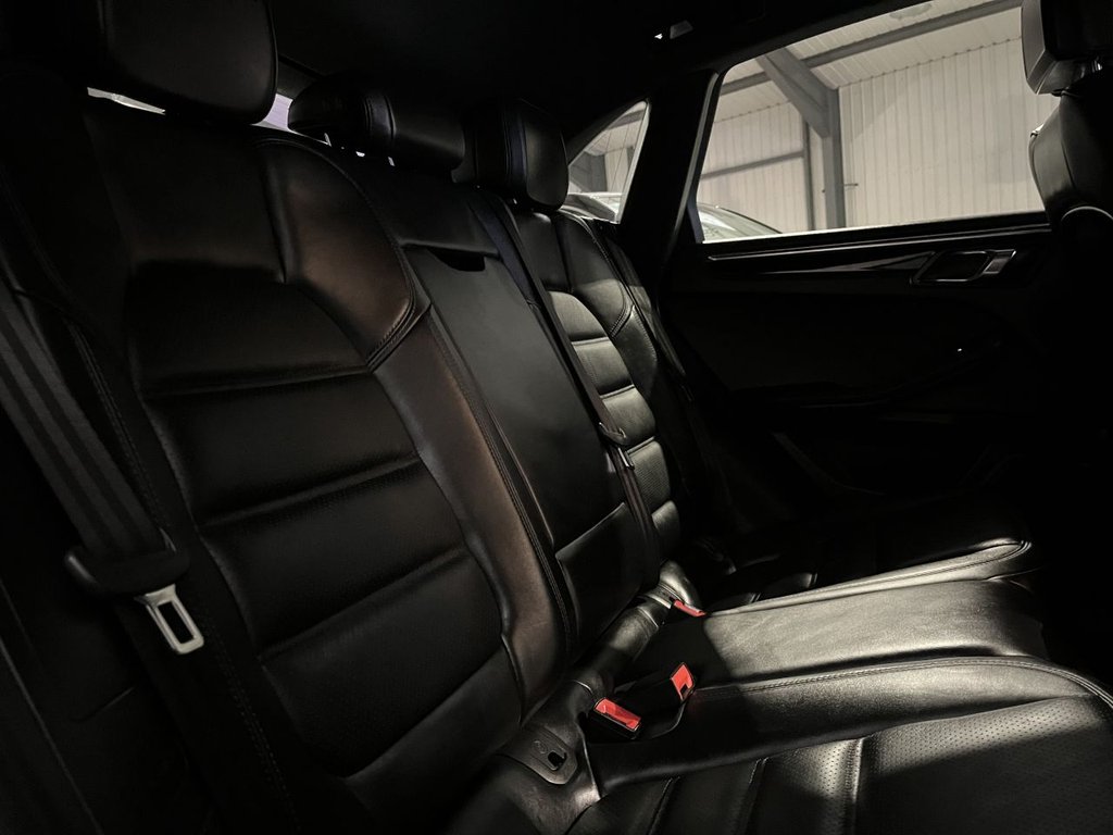 Used Porsche Macan 2015 for sale - 77218570: Photo 49