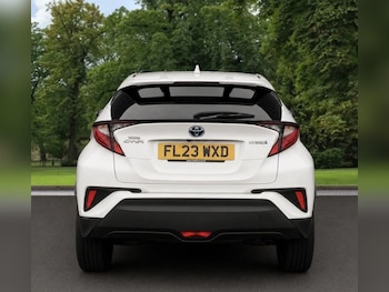 Used Toyota C-HR 2023 for sale - 78763783: Photo