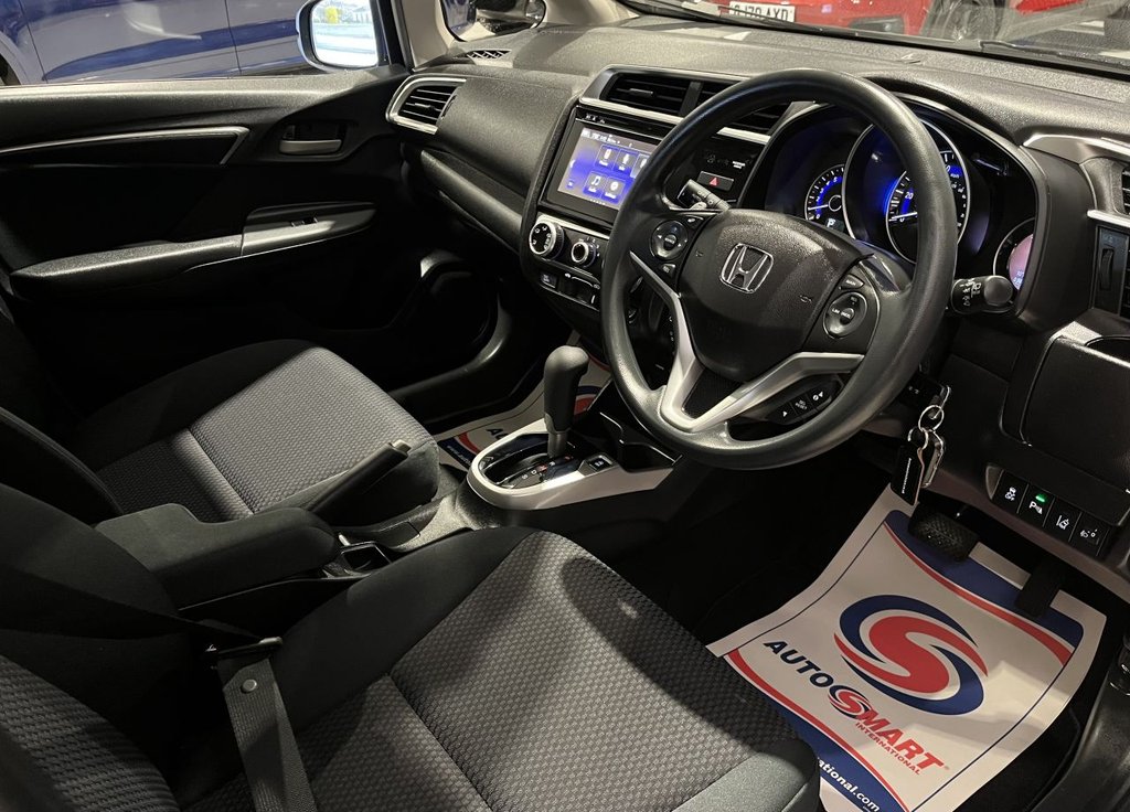 Used Honda Jazz 2018 for sale - 77231991: Photo 11