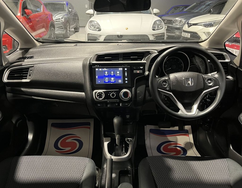 Used Honda Jazz 2018 for sale - 77231991: Photo 21