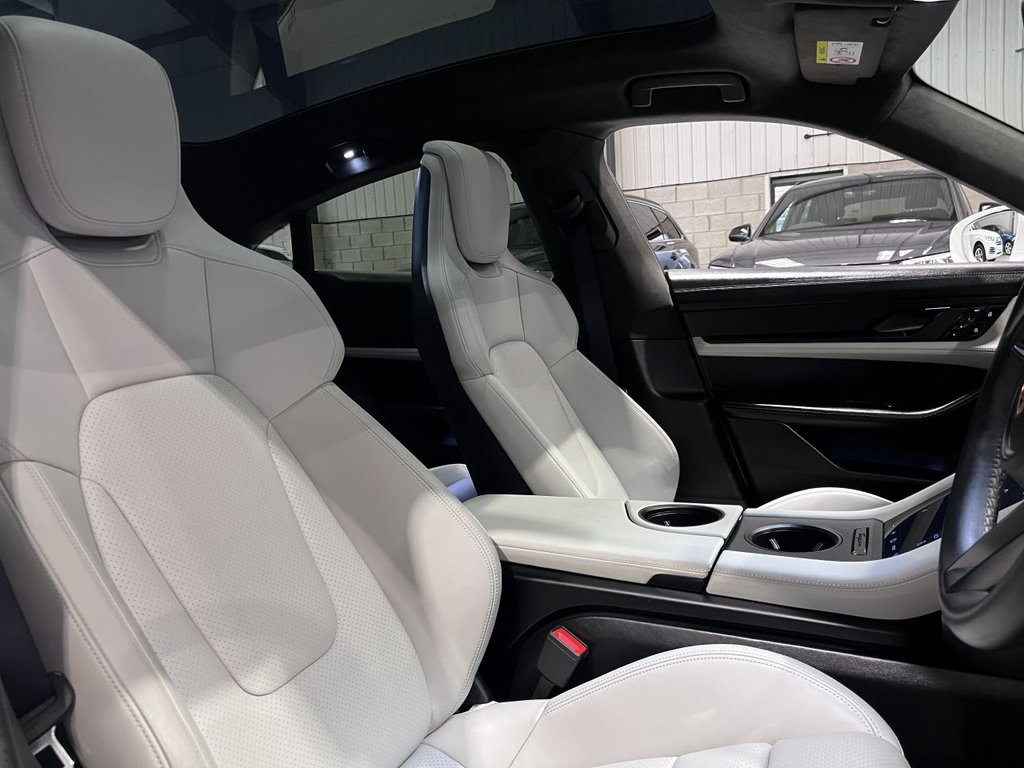 Used Porsche Taycan 2021 for sale - 78149249: Photo 14