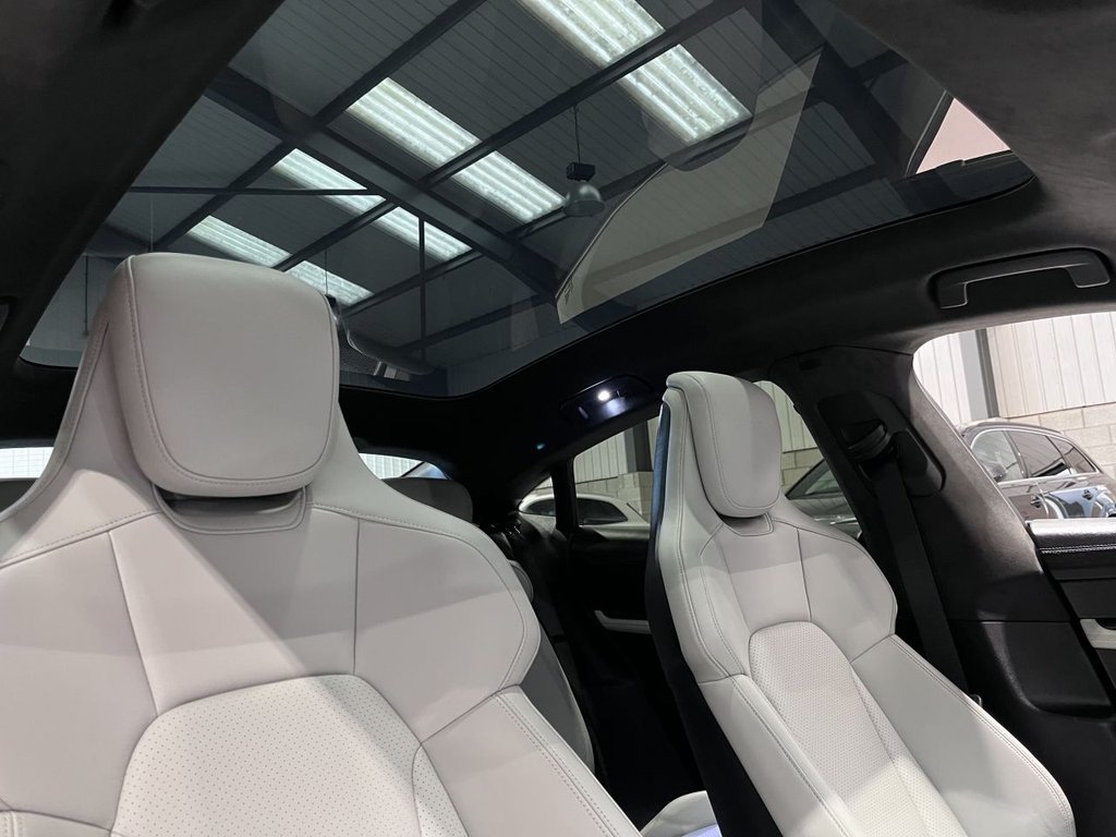 Used Porsche Taycan 2021 for sale - 78149249: Photo 15