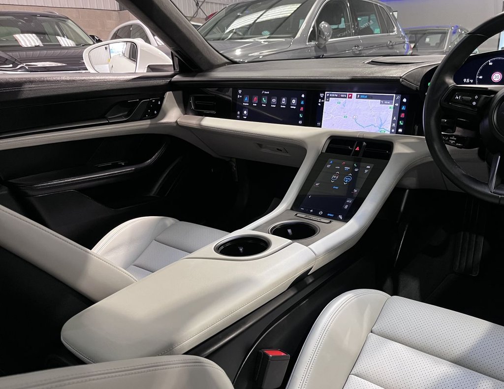 Used Porsche Taycan 2021 for sale - 78149249: Photo 29