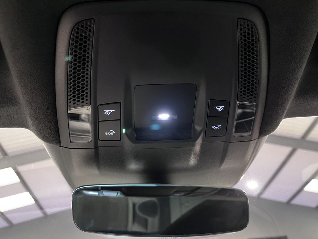 Used Porsche Taycan 2021 for sale - 78149249: Photo 31