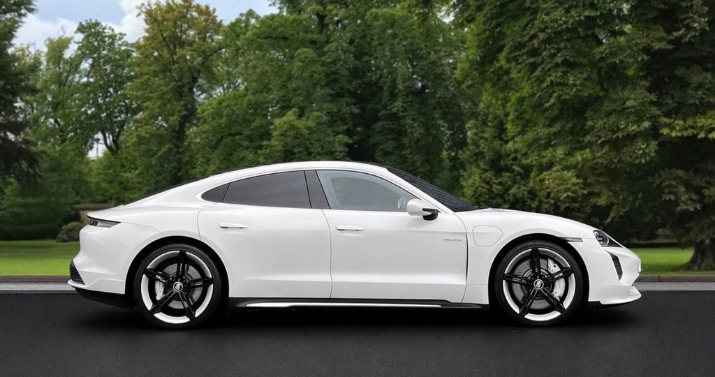 Used Porsche Taycan 2021 for sale - 78149249: Photo 4