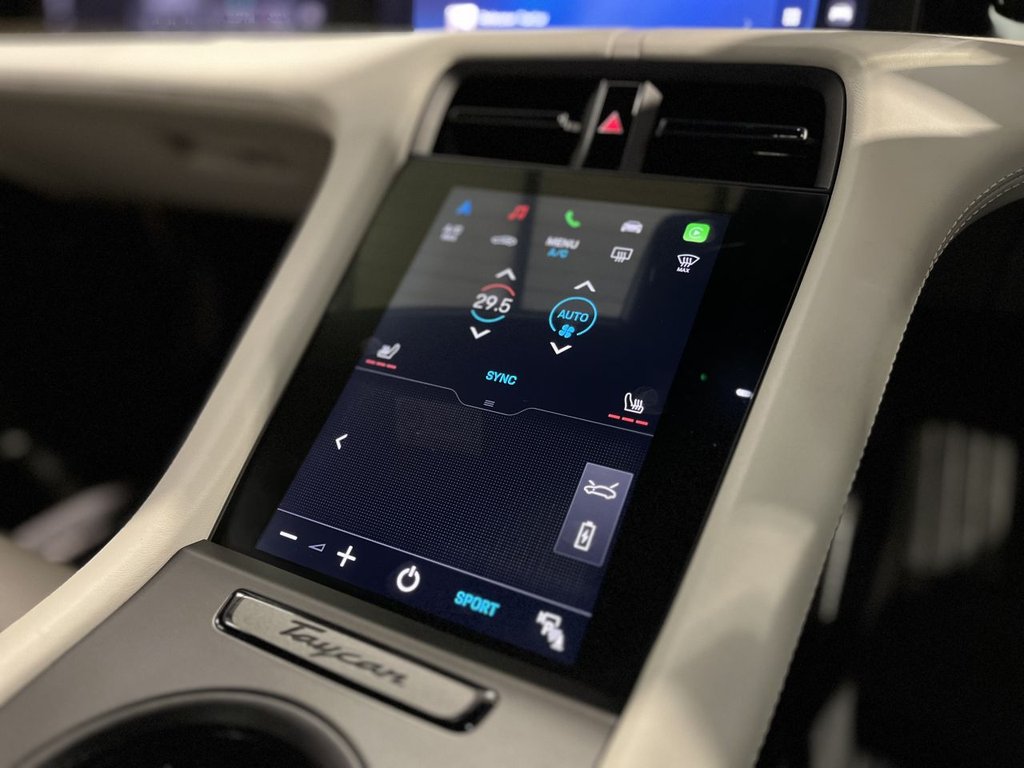 Used Porsche Taycan 2021 for sale - 78149249: Photo 45