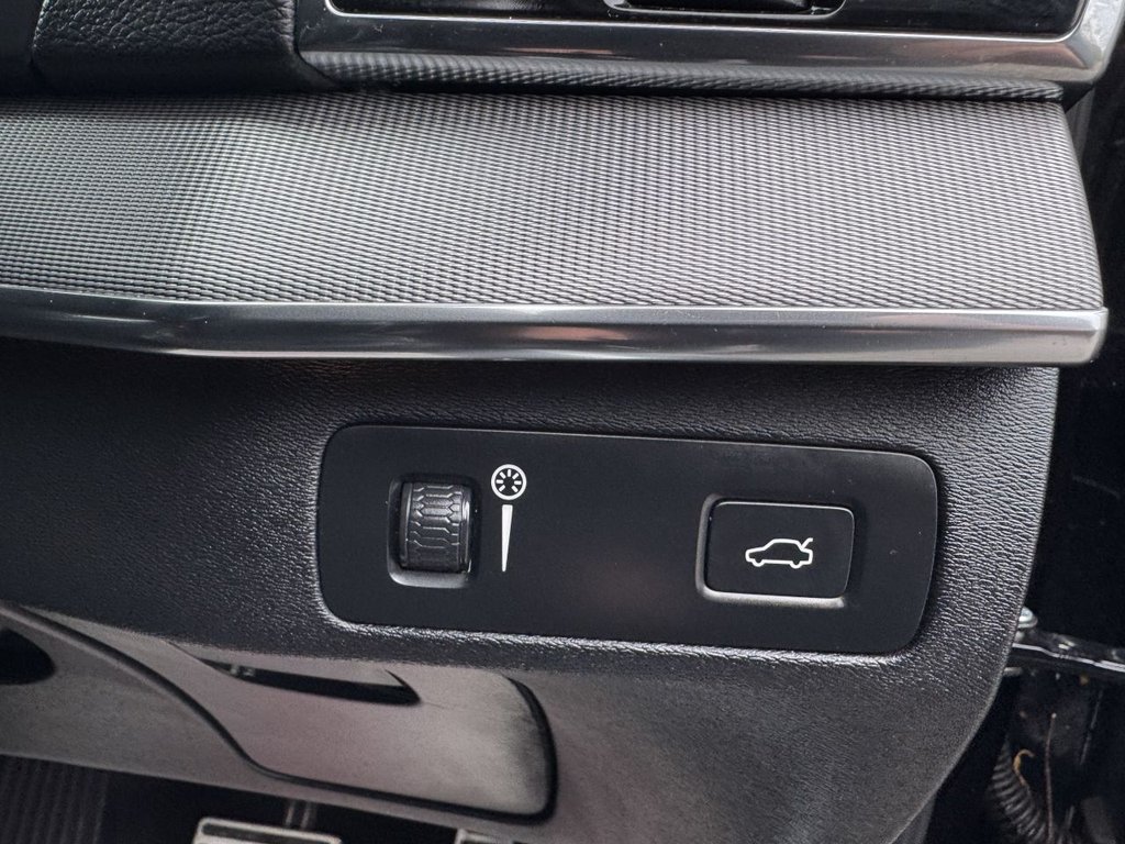 Used Volvo XC90 2022 for sale - 76223558: Photo 30