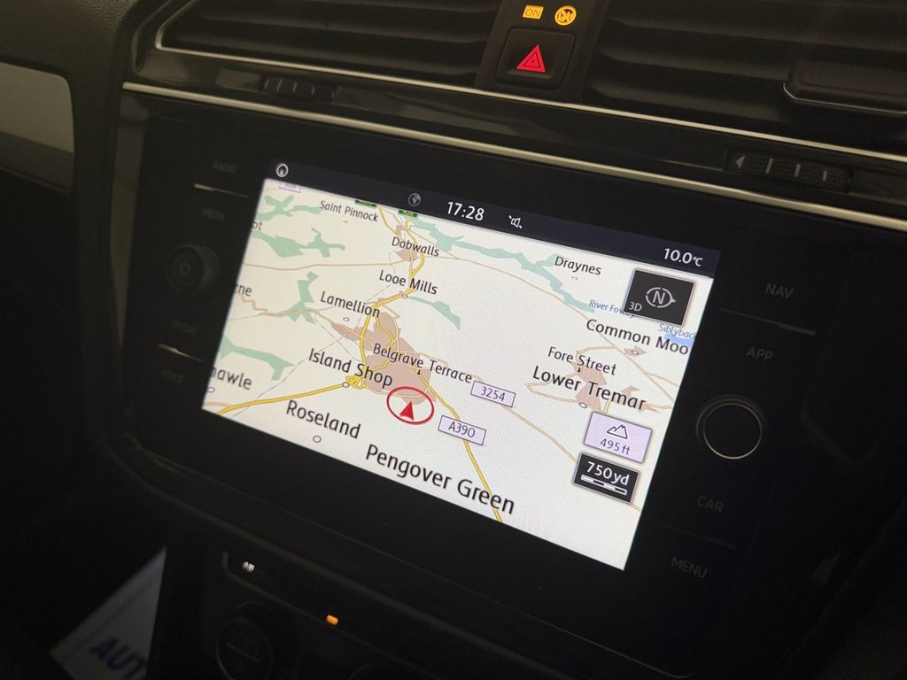 Used Volkswagen Tiguan 2020 for sale - 76841468: Photo 24