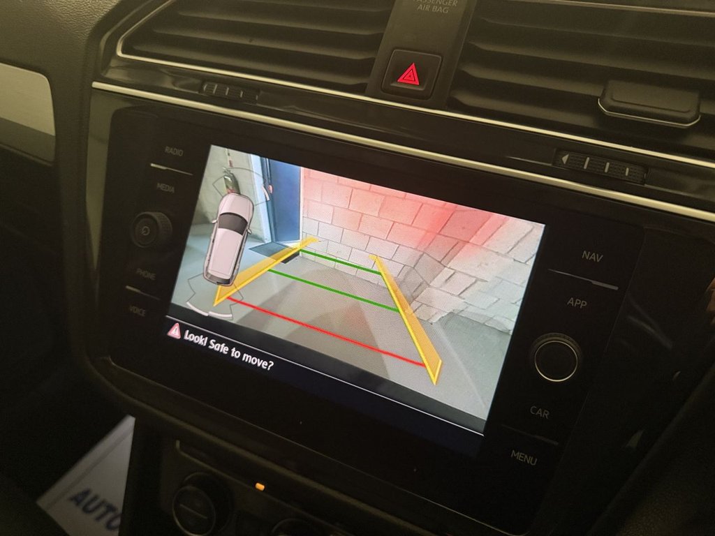 Used Volkswagen Tiguan 2020 for sale - 76841468: Photo 31