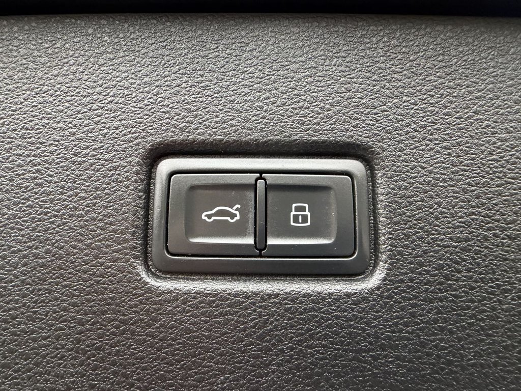 Used Audi Q5 2023 for sale - 76559357: Photo 25