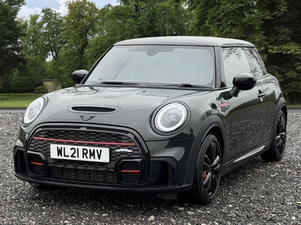 Used MINI Hatch 2021 for sale - 76768503: Photo 2