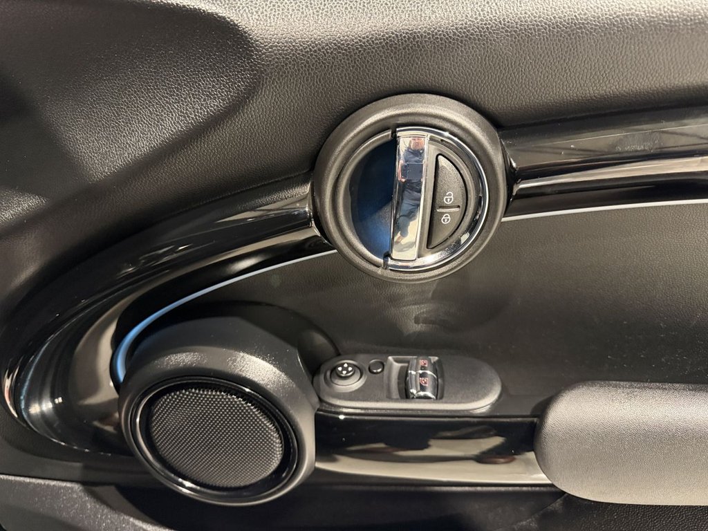 Used MINI Hatch 2021 for sale - 76768503: Photo 29