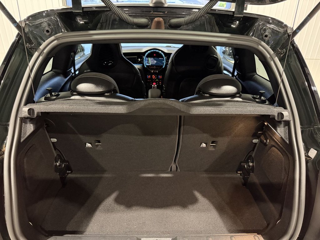 Used MINI Hatch 2021 for sale - 76768503: Photo 31