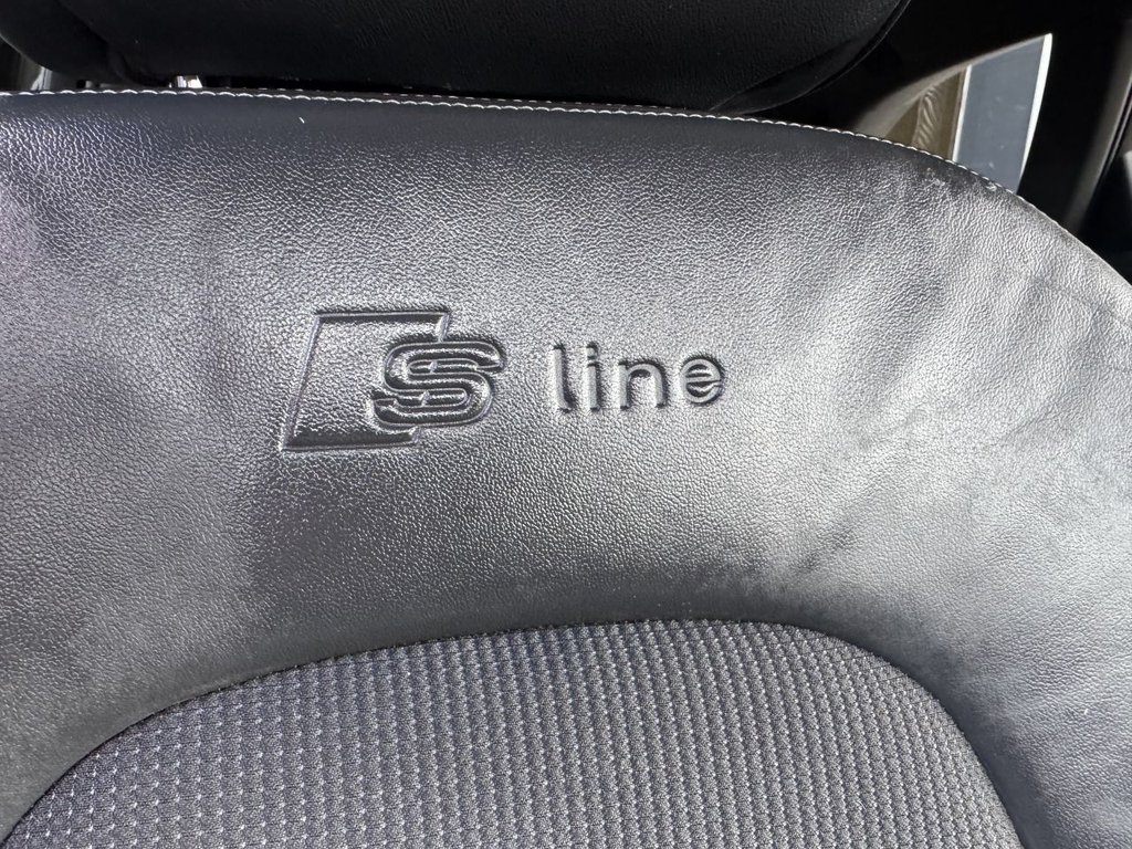 Used Audi A4 2014 for sale - 76724432: Photo 16