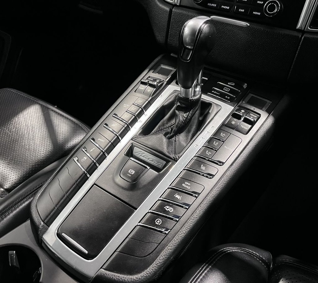 Used Porsche Macan 2016 for sale - 77560530: Photo 33