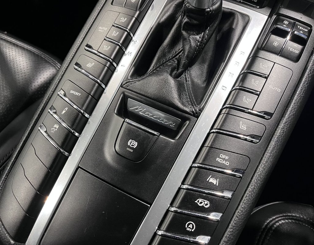 Used Porsche Macan 2016 for sale - 77560530: Photo 34