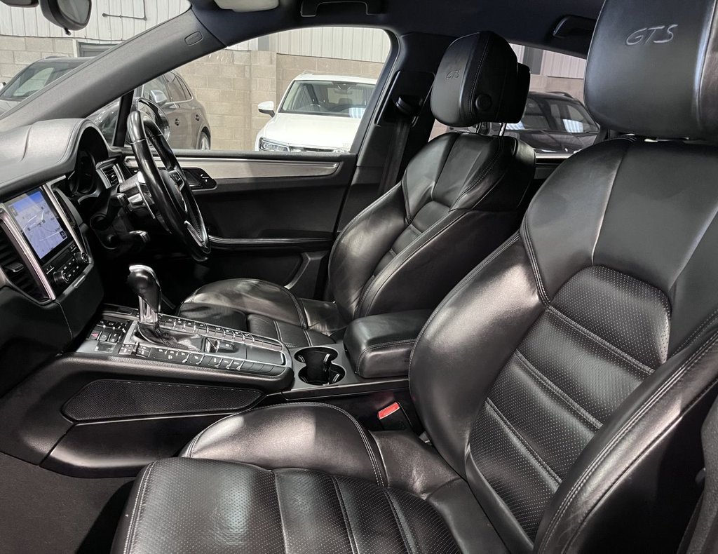 Used Porsche Macan 2016 for sale - 77560530: Photo 46