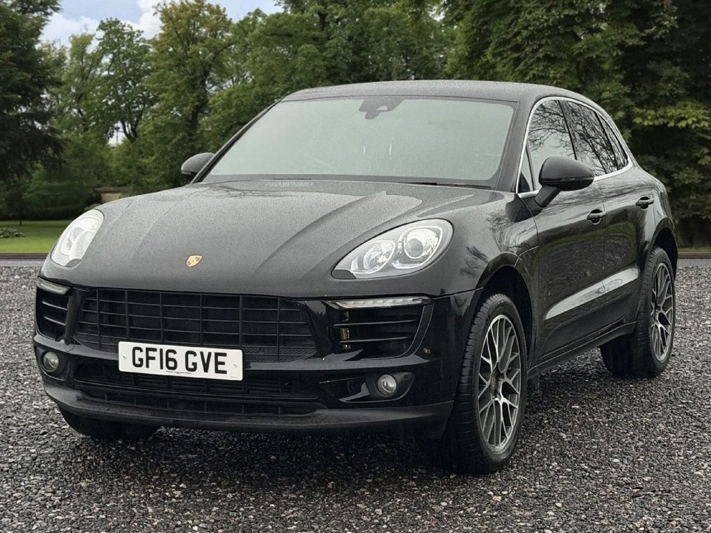 Used Porsche Macan 2016 for sale - 76821051: Photo 2