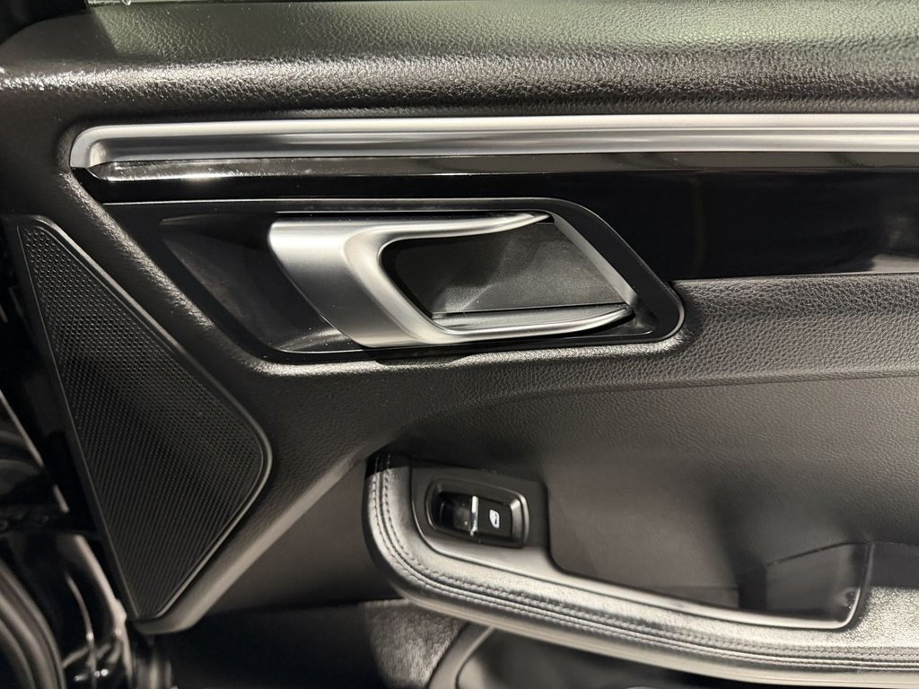 Used Porsche Macan 2016 for sale - 76821051: Photo 32