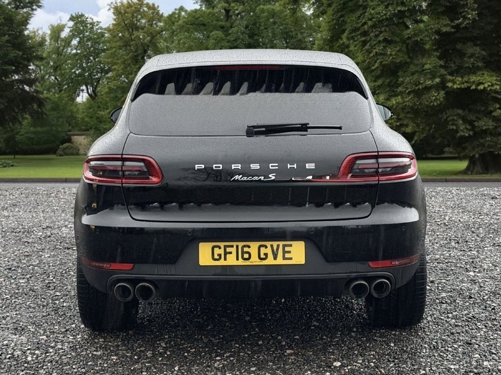 Used Porsche Macan 2016 for sale - 76821051: Photo 4