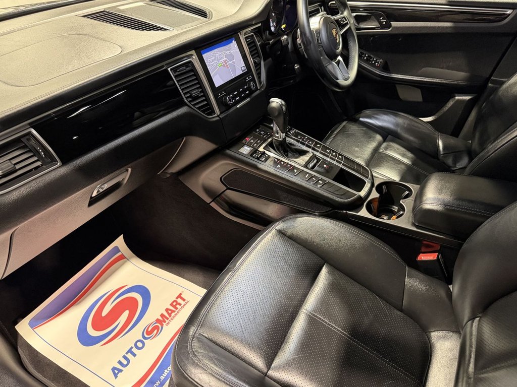 Used Porsche Macan 2016 for sale - 76821051: Photo 9