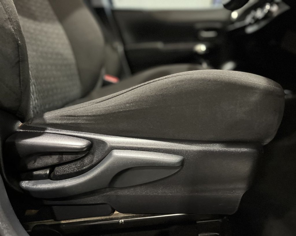 Used Toyota Yaris 2013 for sale - 77627447: Photo 11