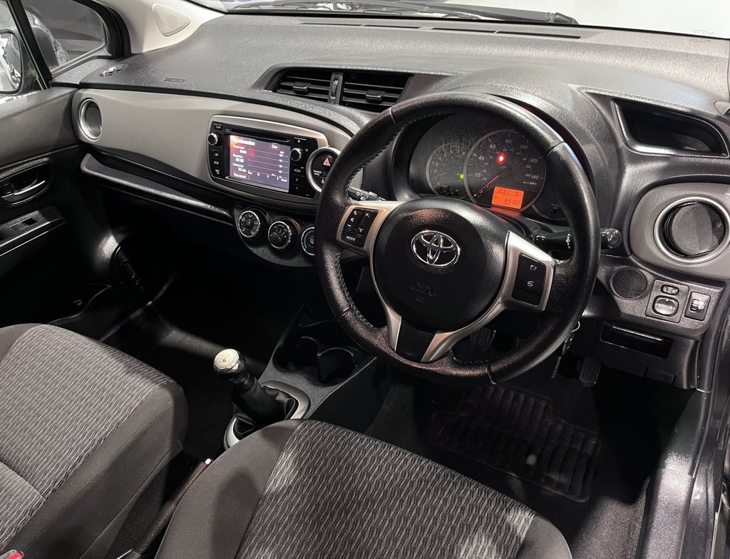 Used Toyota Yaris 2013 for sale - 77627447: Photo 8