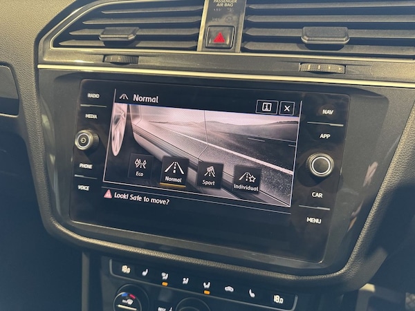 Used Volkswagen Tiguan 2019 for sale - 76185660: Photo 32