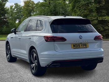 Used Volkswagen Touareg 2019 for sale - 75727635: Photo