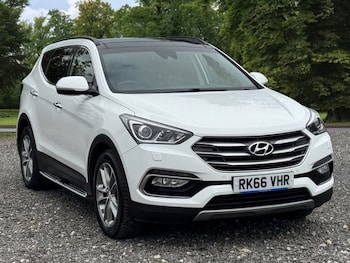 Used Hyundai Santa Fe 2016 for sale - 75573322: Photo