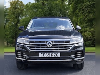Used Volkswagen Touareg 2019 for sale - 78277576: Photo