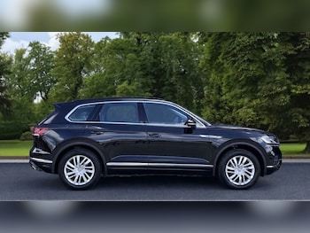 Used Volkswagen Touareg 2019 for sale - 78277576: Photo