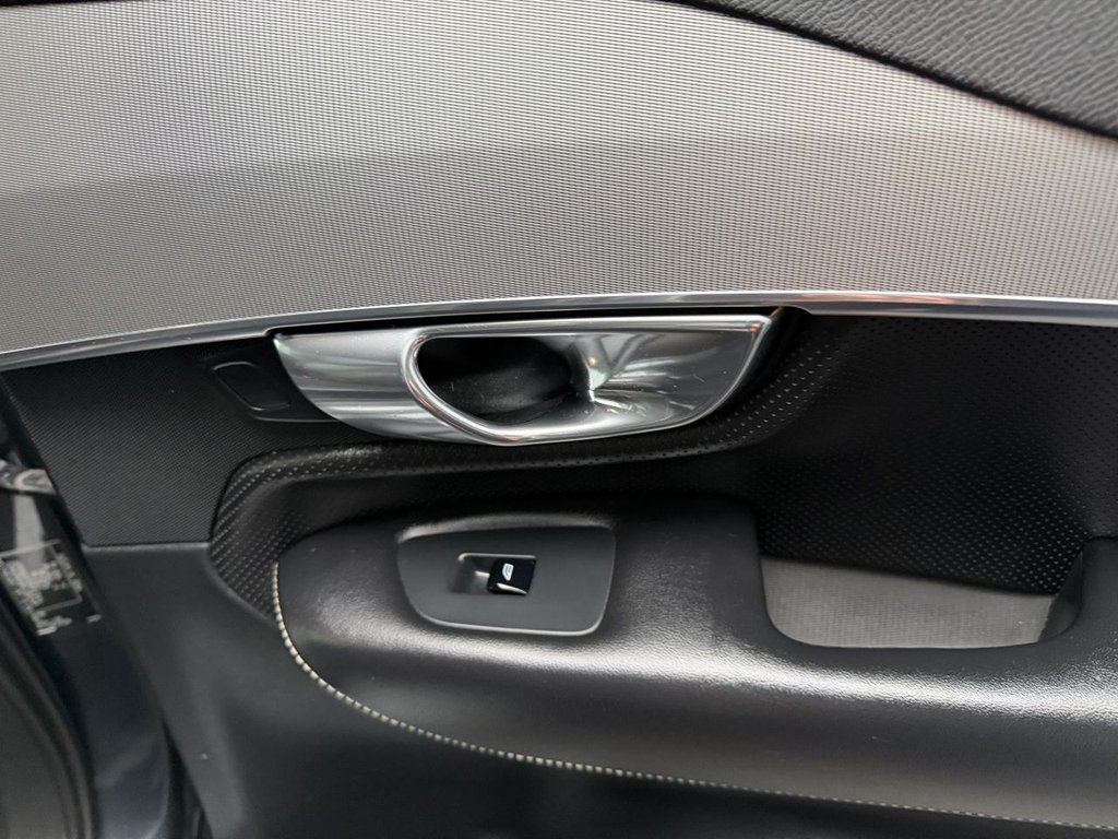 Used Volvo XC90 2016 for sale - 76950709: Photo 31