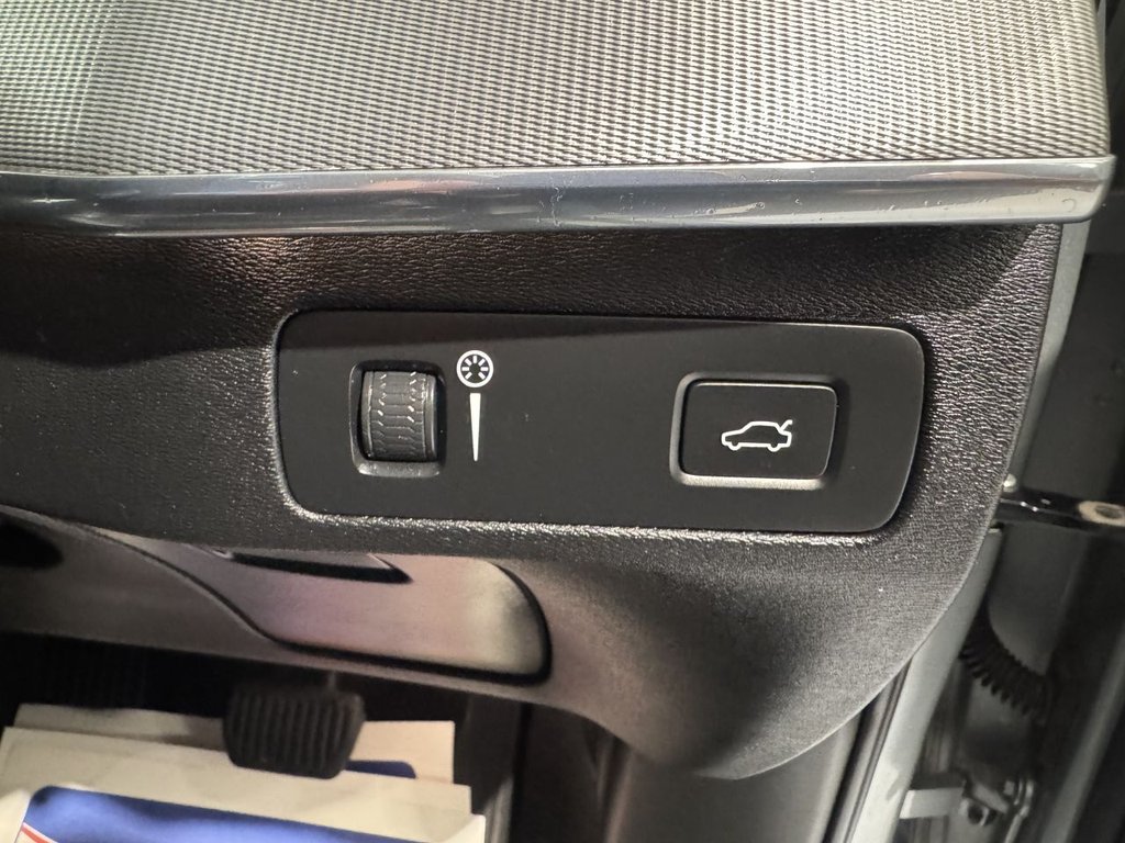 Used Volvo XC90 2016 for sale - 76454261: Photo 28